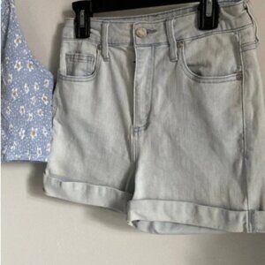 Guess Women’s Blue Lightwash Denim Rolled Cuff 90s Denim Jean Shorts